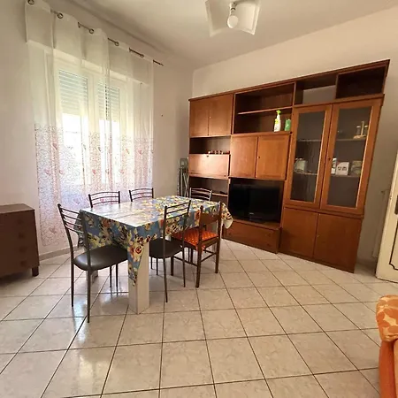 Casa Mare Liguria Apartment *